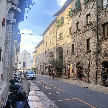 A 20 Metri Dalla Basilica Di S.francesco Apartment