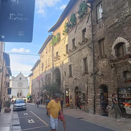 Apartment A 20 Metri Dalla Basilica Di S.francesco Assisi